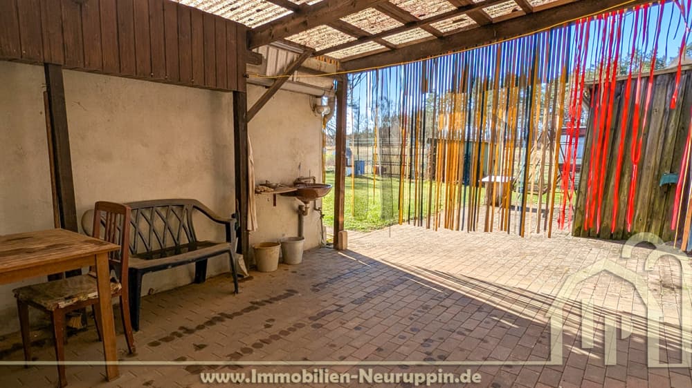 hintere Terrasse