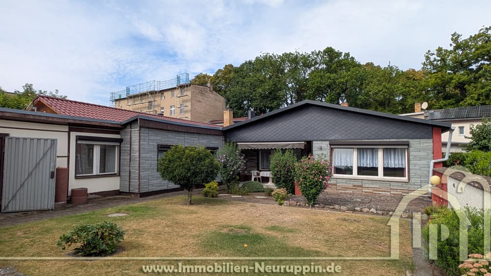 Rückseite Einfamilienhaus